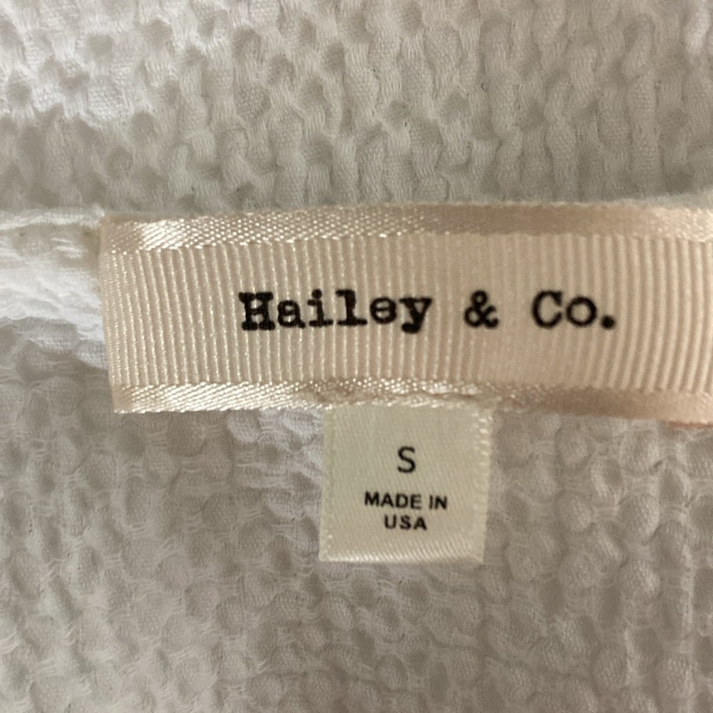 Hailey & Co Women Size S White w Embroidery  Gauze Popcorn 100 % Cotton - Picture 7 of 8